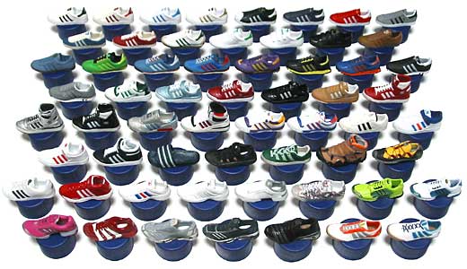 PEPSI：adidasスニーカーボトルキャップ