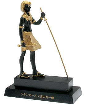 ツタンカーメン王のカー像