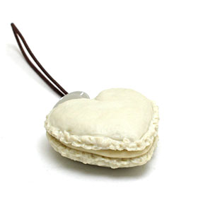 Macaron Truffe blanche et Noisettes